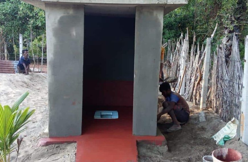 மட்டக்களப்பு களுவங்கேணி பிரதேசத்தில் மலசலகூடம் அமைத்து கொடுக்கப்பட்டமை